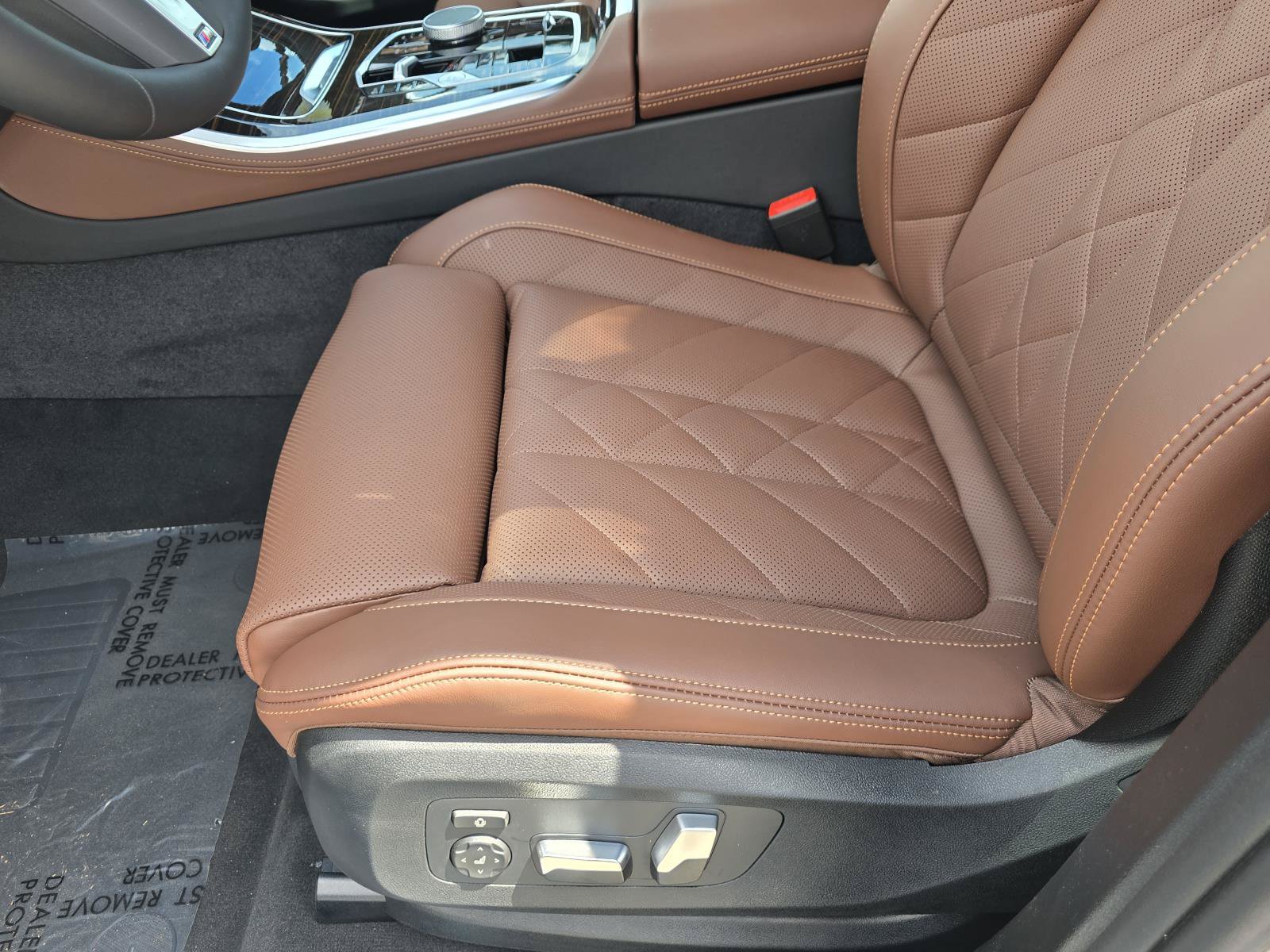 New 2026 BMW X5 xDrive50e w/ M Sport Package AWD/4WD image 16