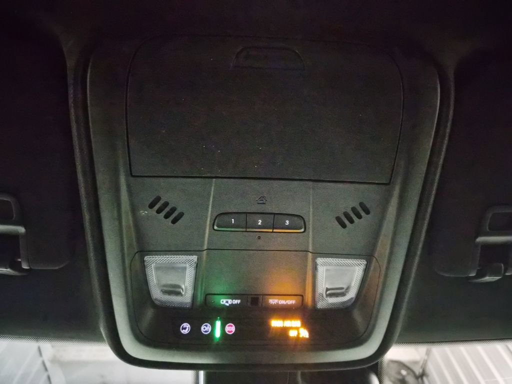 Used 2021 Cadillac XT4 Premium Luxury w/ Cold Weather Package image 33