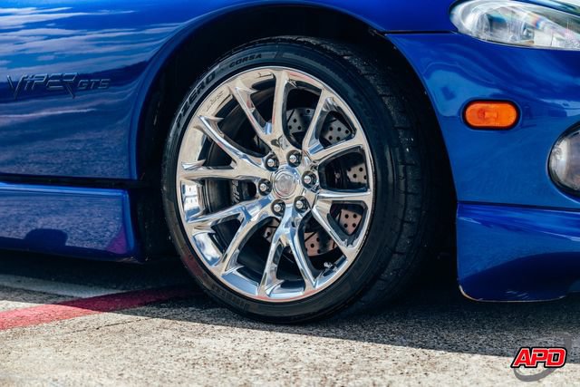 Used 1996 Dodge Viper GTS RWD image 56