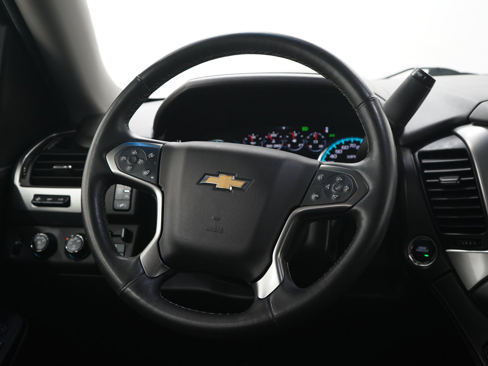 Used 2016 Chevrolet Suburban LTZ AWD/4WD image 21