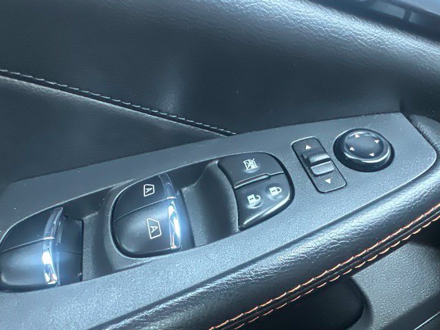 Used 2023 Nissan Maxima SR w/ Sport Mat Group FWD image 31