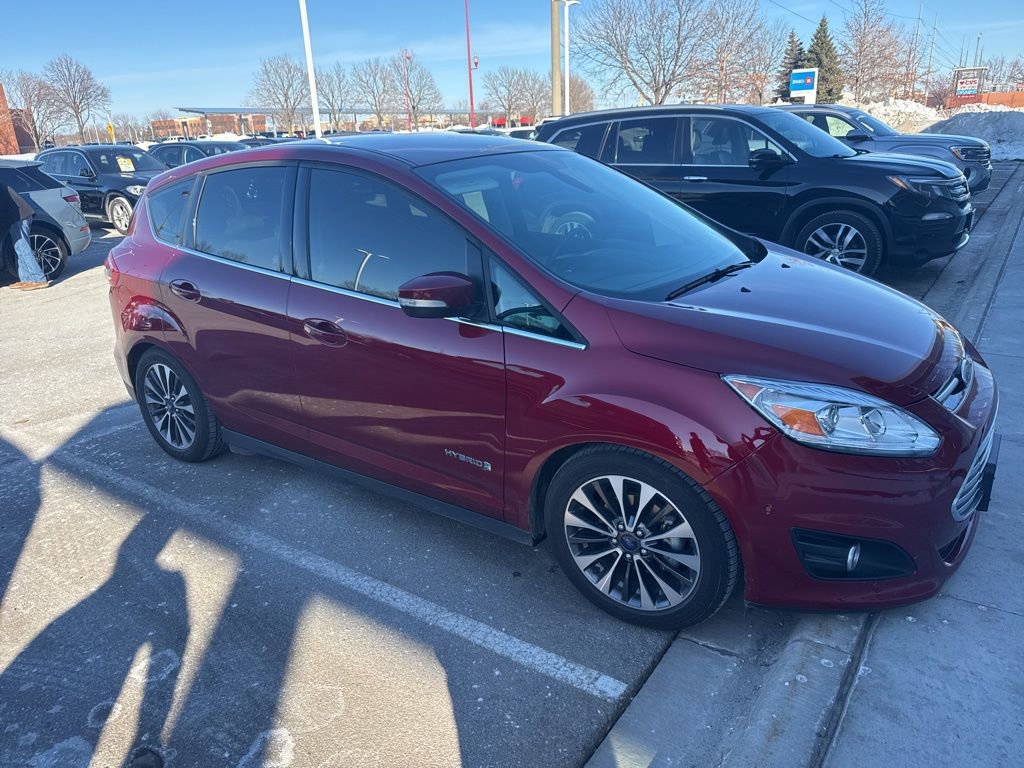 Used 2017 Ford C-MAX Titanium w/ Equipment Group 301A FWD image 3