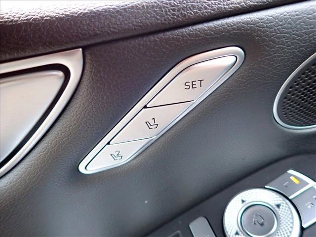 Used 2023 Genesis G80 2.5T image 13