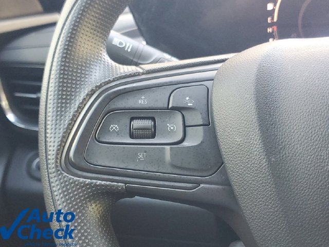 Used 2025 Buick Envista Sport Touring FWD image 19