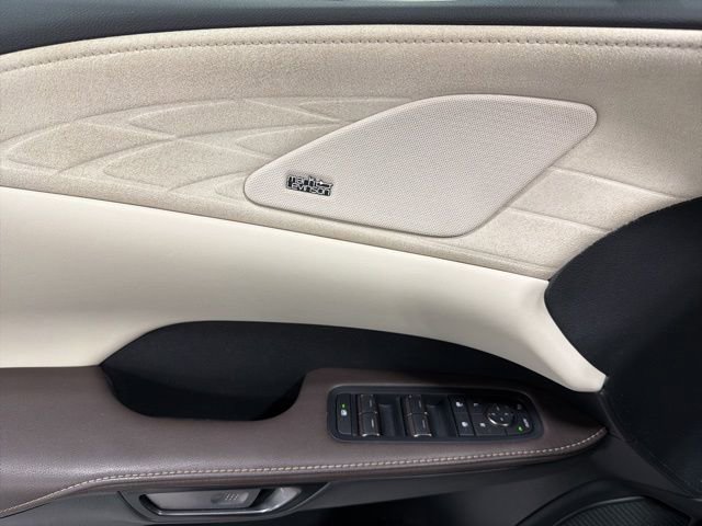 Used 2023 Lexus RX 350 AWD w/ Accessory Package image 10