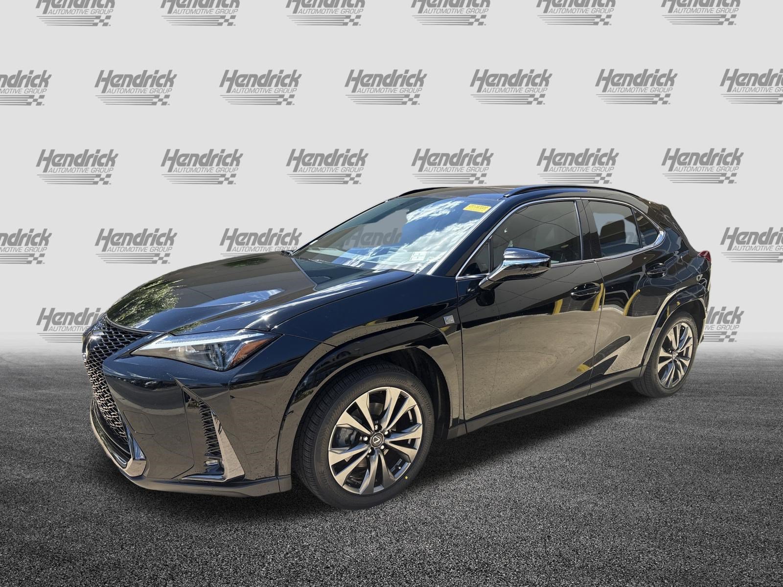 Used 2025 Lexus UX 300h AWD w/ Accessory Package (Z1) image 5