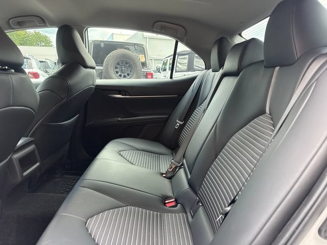 Used 2022 Toyota Camry SE AWD/4WD image 11