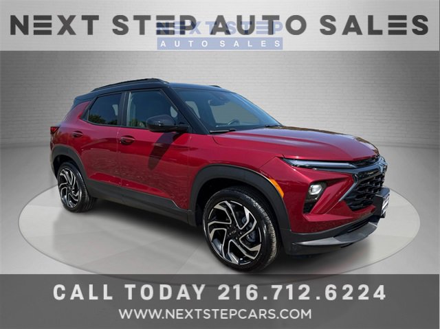 Used 2025 Chevrolet TrailBlazer RS w/ Convenience Package image 1