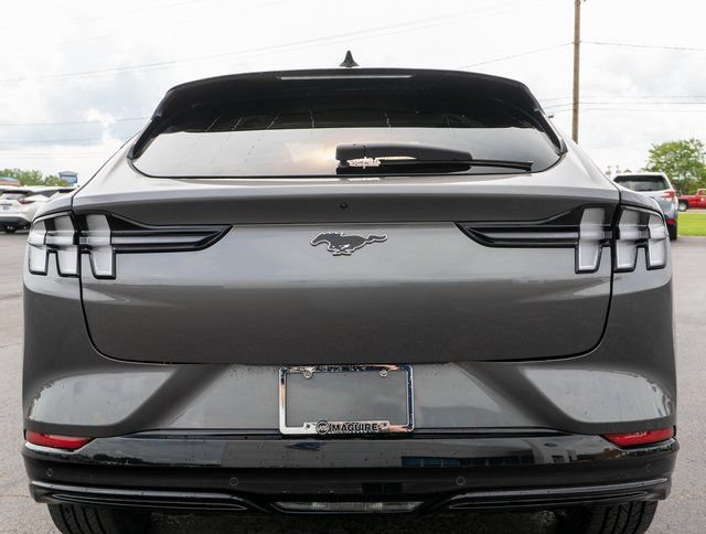 Used 2021 Ford Mustang Mach-E Premium AWD/4WD image 7