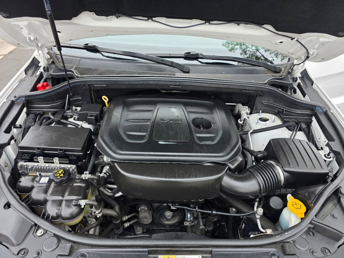 Used 2020 Jeep Grand Cherokee Laredo image 29