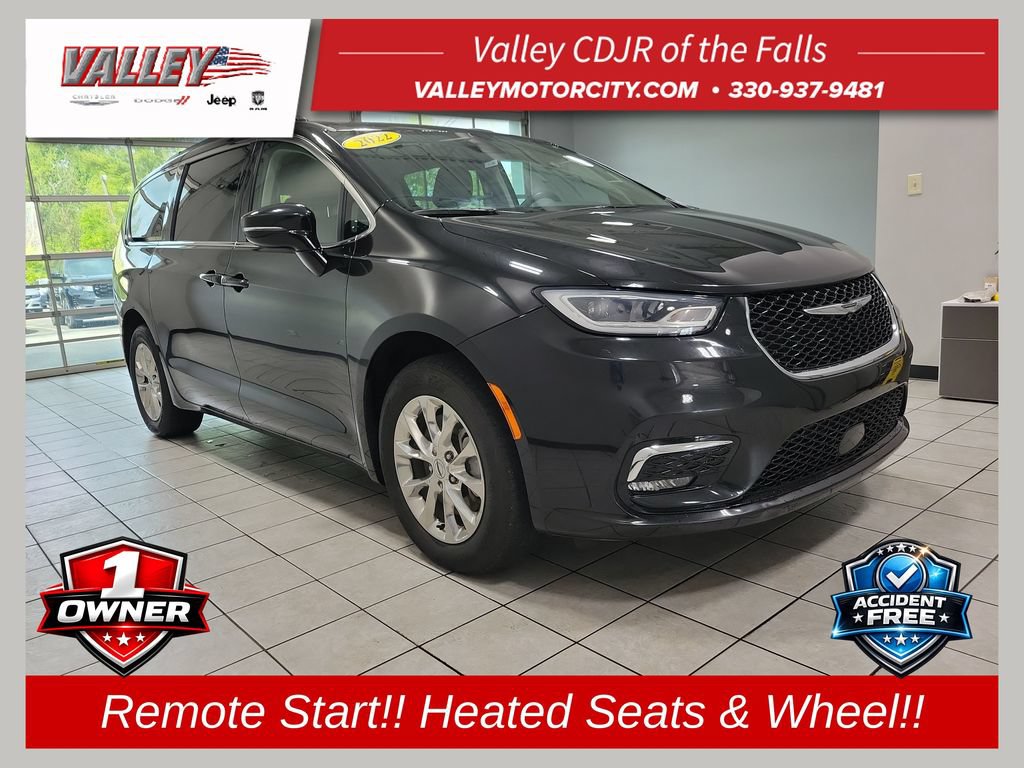 Used 2022 Chrysler Pacifica Touring-L AWD/4WD image 1
