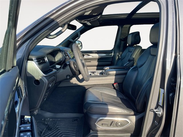 Used 2022 Jeep Wagoneer Series I w/ Premium Group I image 9