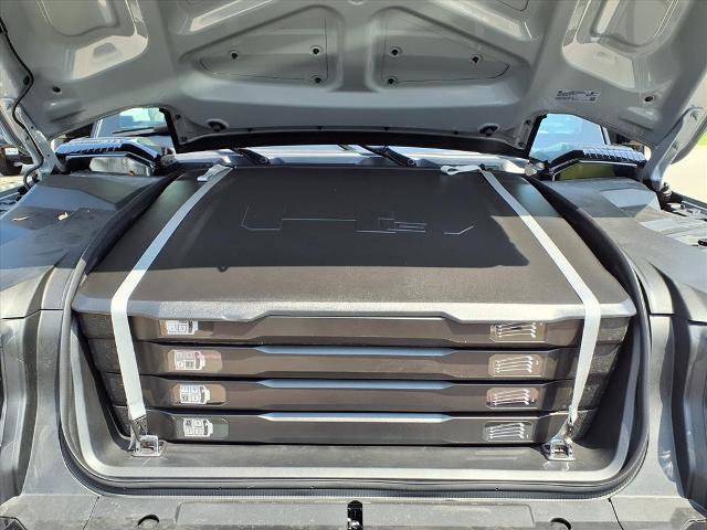 New 2026 GMC Hummer EV SUV image 21