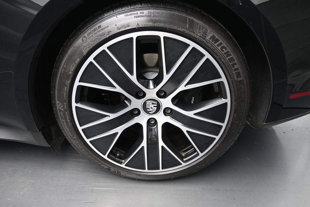 Certified 2023 Porsche Taycan RWD image 9
