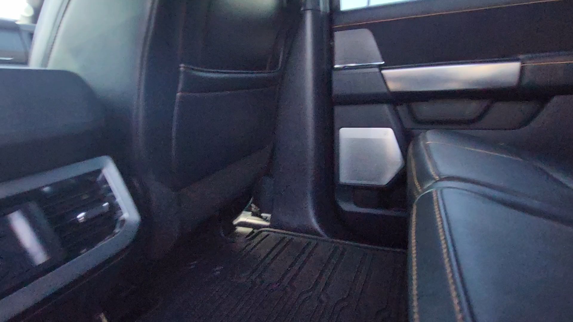 Used 2024 Ford F250 Platinum AWD/4WD image 33