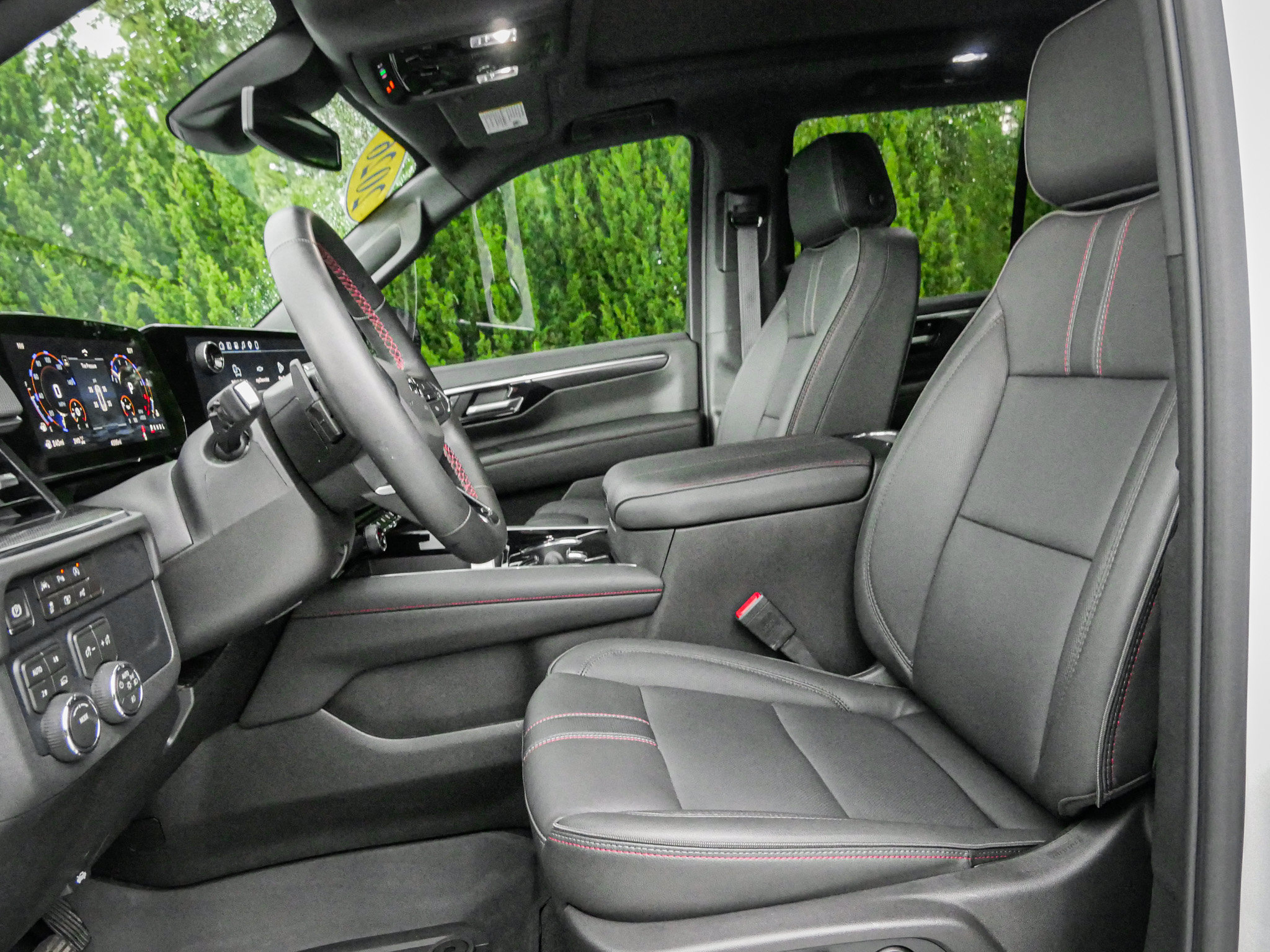 Used 2026 Chevrolet Tahoe RST w/ Comfort Package AWD/4WD image 16