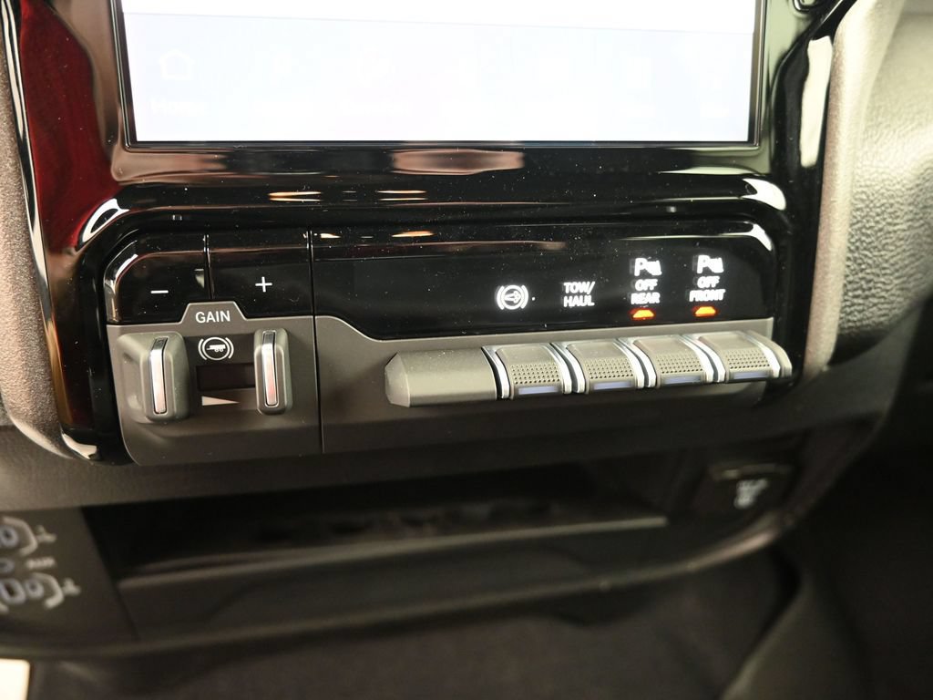New 2026 RAM 3500 Tradesman AWD/4WD image 32