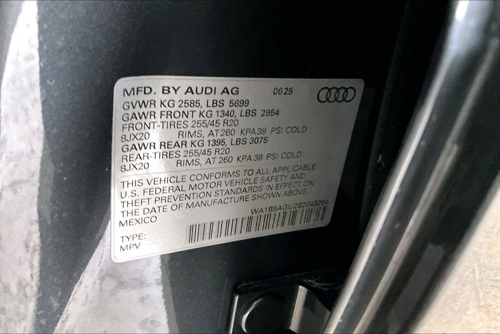 New 2025 Audi SQ5 Premium Plus image 8