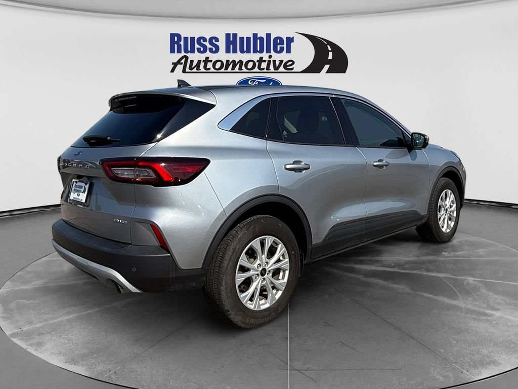 Used 2023 Ford Escape Active w/ Tech Pack #2 AWD/4WD image 7