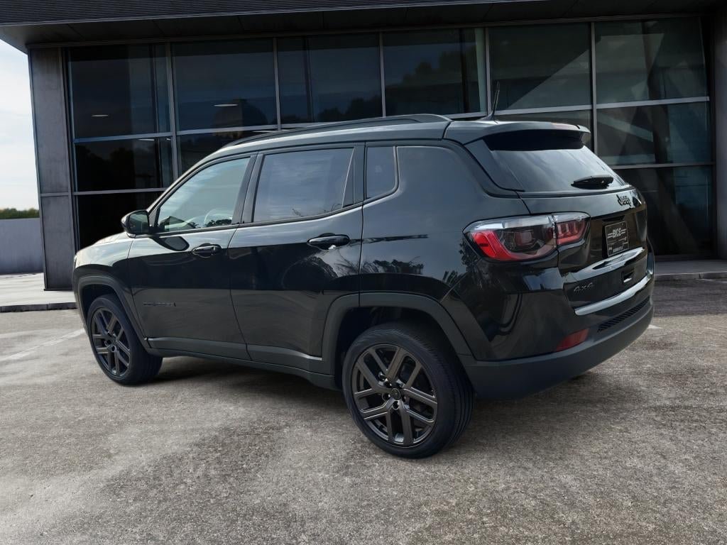 New 2026 Jeep Compass Latitude AWD/4WD image 4