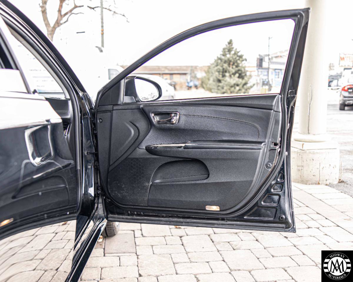 Used 2014 Toyota Avalon XLE Touring image 38