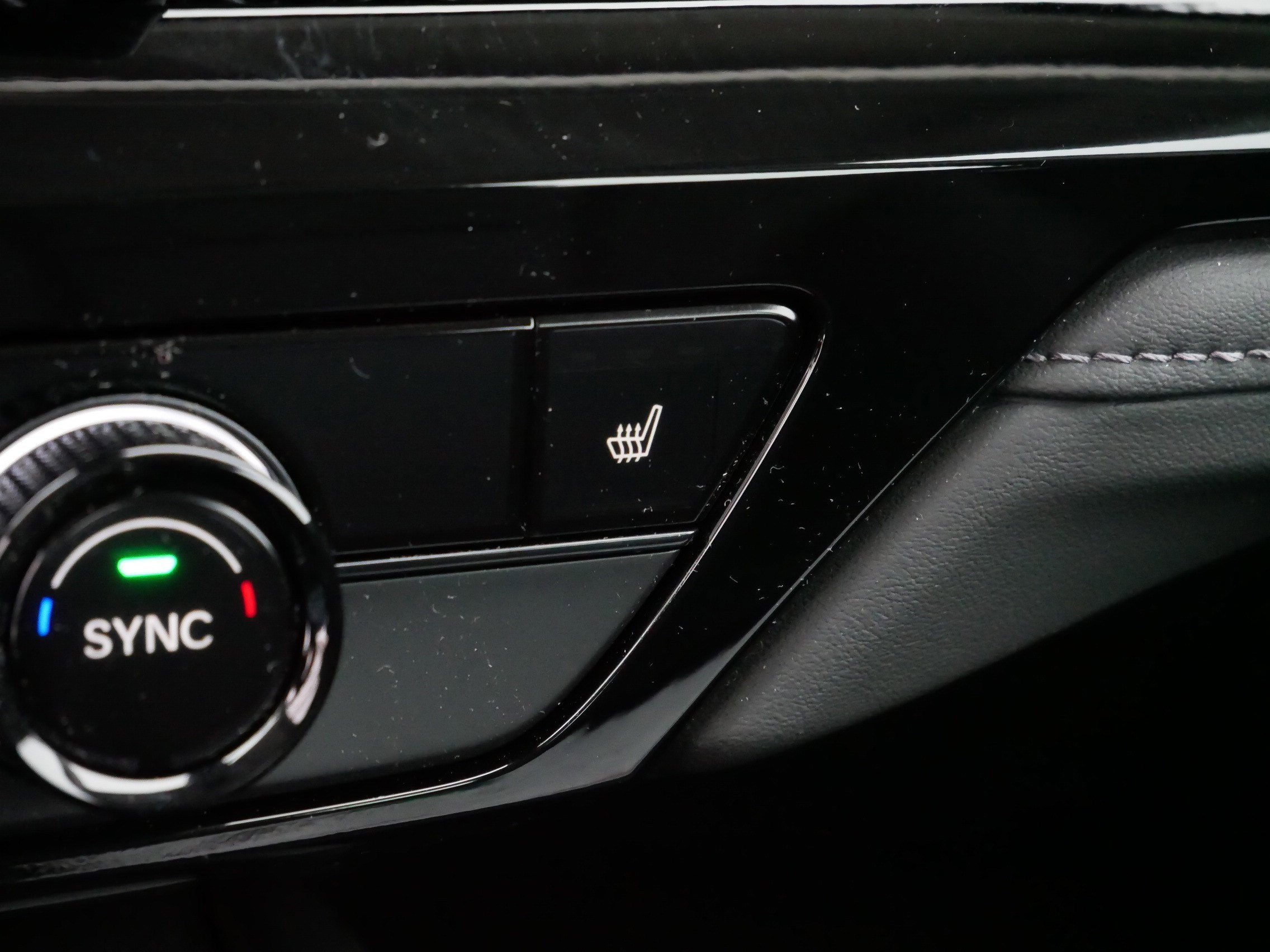 Certified 2025 Honda Accord EX-L image 29