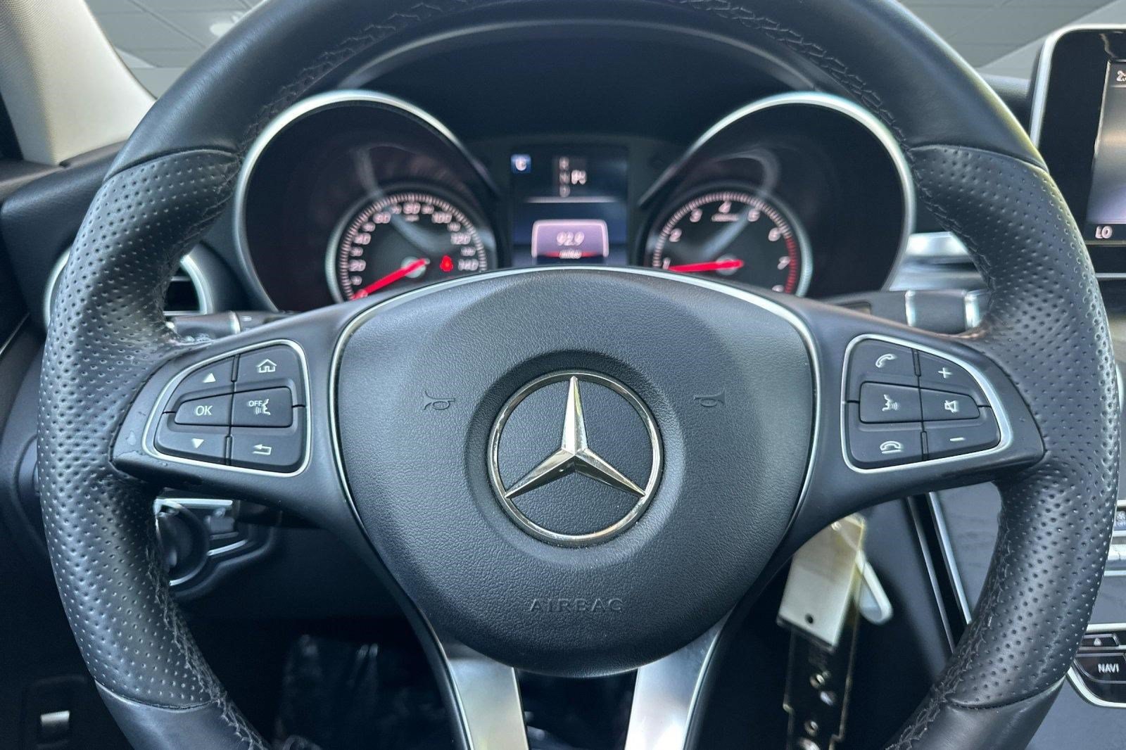 Used 2017 Mercedes-Benz C 300 Sedan image 11