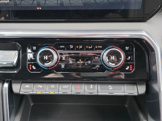 New 2026 GMC Sierra 1500 Denali w/ Denali Reserve Package AWD/4WD image 15