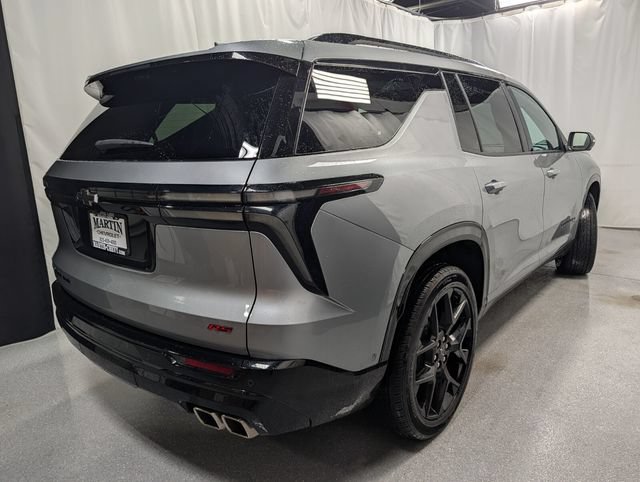 Used 2024 Chevrolet Traverse RS AWD/4WD image 3