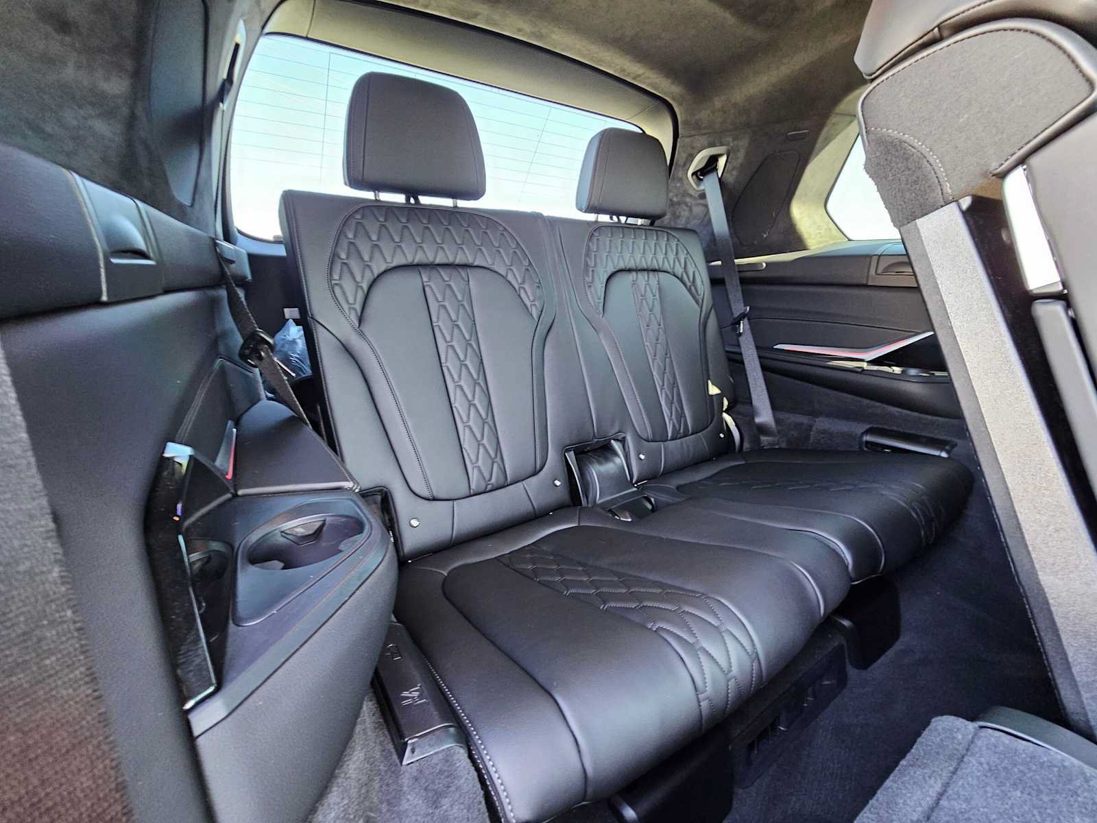 Used 2026 BMW X7 M60i AWD/4WD image 13