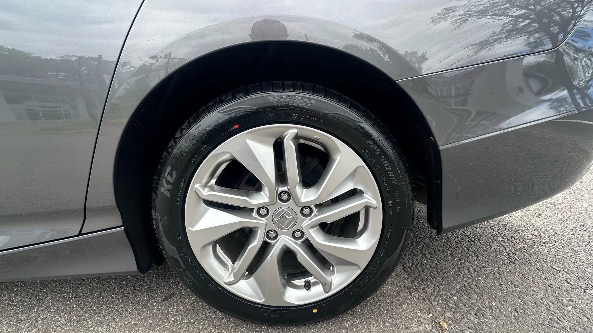 Used 2020 Honda Accord LX image 9