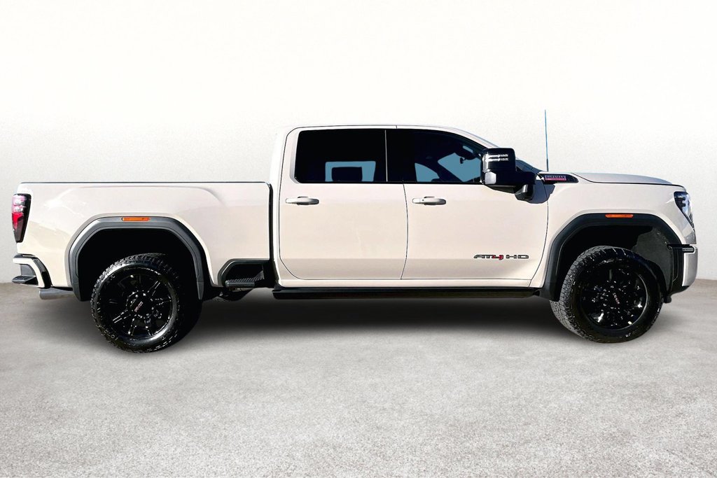 New 2026 GMC Sierra 2500 AT4 w/ AT4 Premium Plus Package AWD/4WD image 7