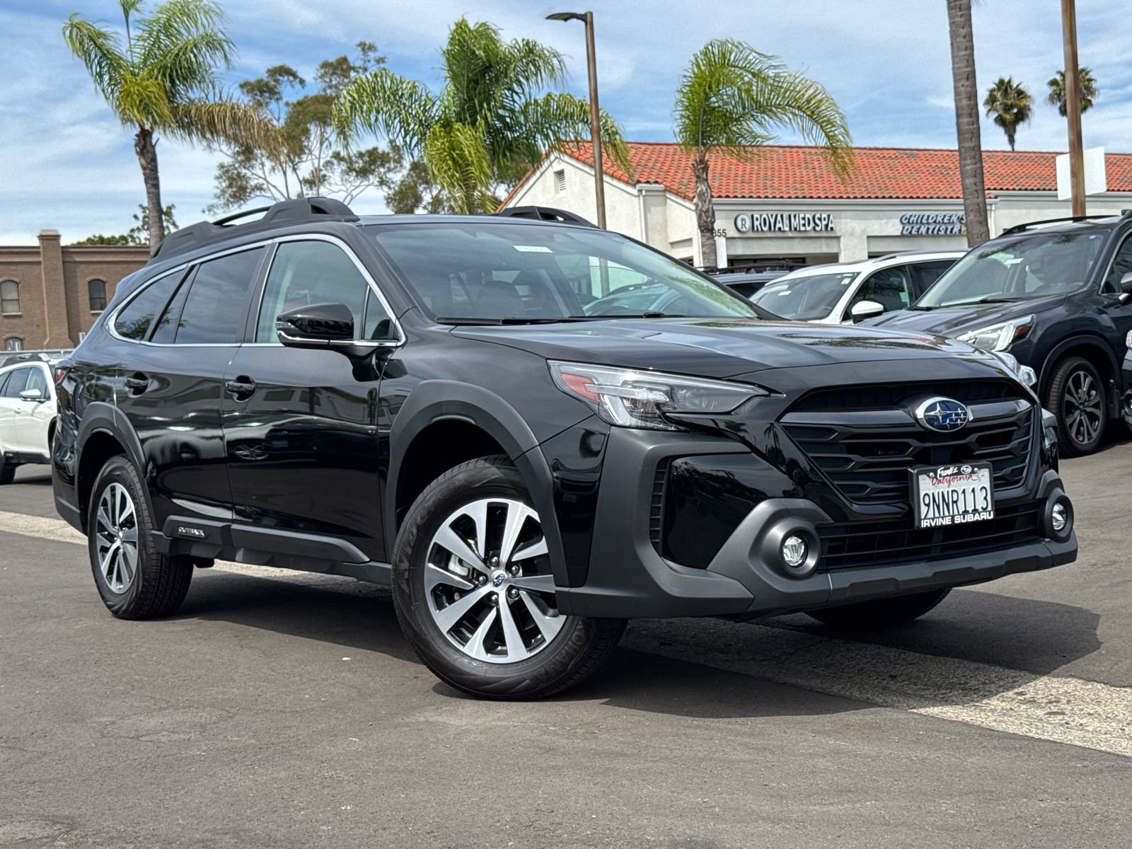 Certified 2024 Subaru Outback Premium image 2