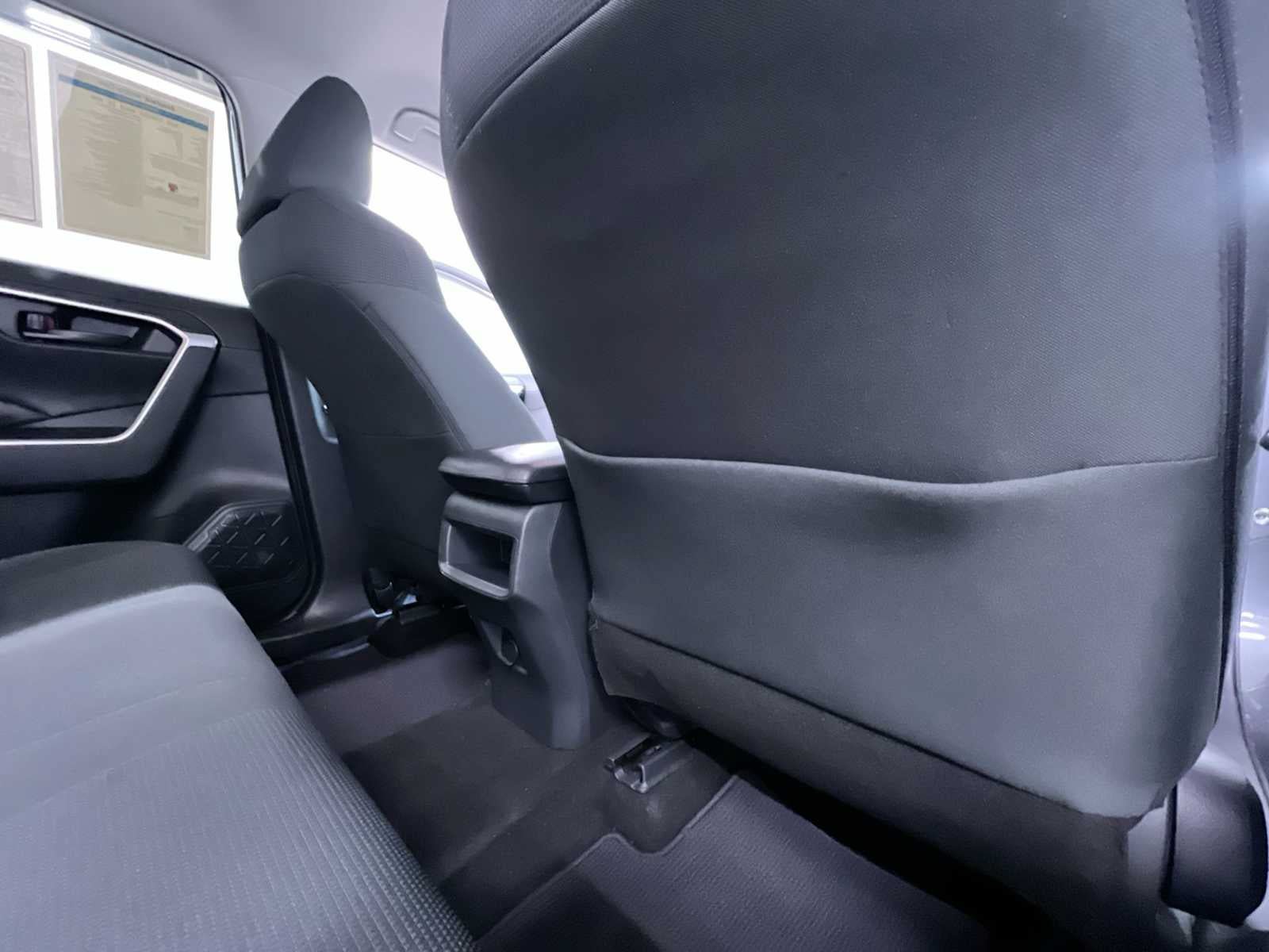 Used 2019 Toyota RAV4 LE w/ Carpet Mat Package FWD image 40