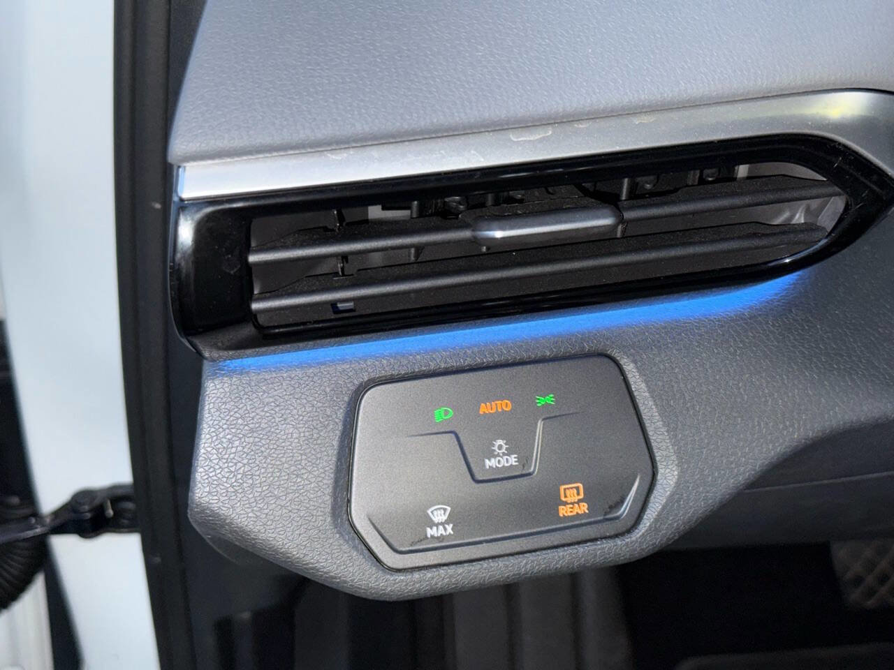 Used 2021 Volkswagen ID.4 Pro w/ ID.4 Protection Package image 42