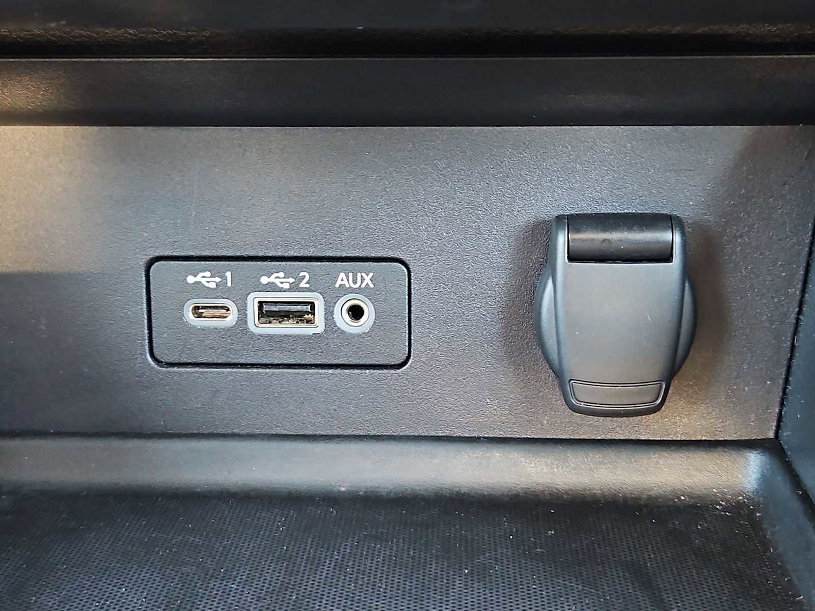 Used 2022 Nissan Sentra SV image 28