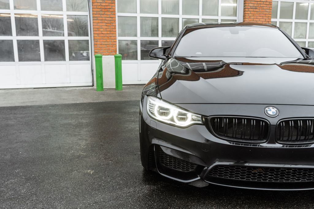 Used 2016 BMW M4 Coupe RWD image 35