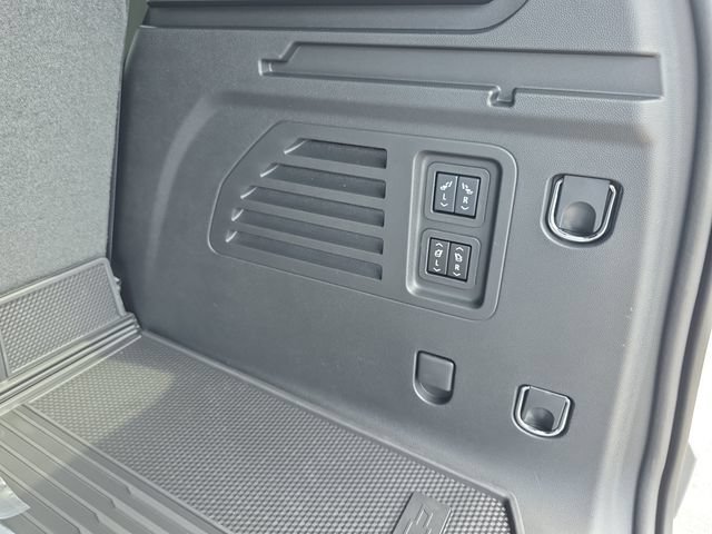 New 2026 Chevrolet Traverse RS AWD/4WD image 25