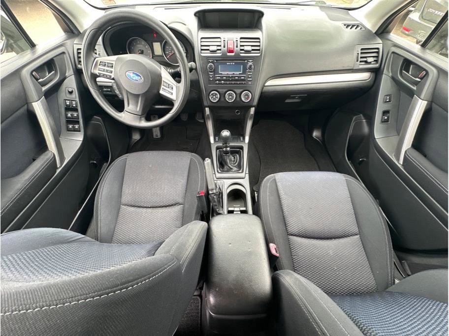 Used 2014 Subaru Forester 2.5i Premium image 20