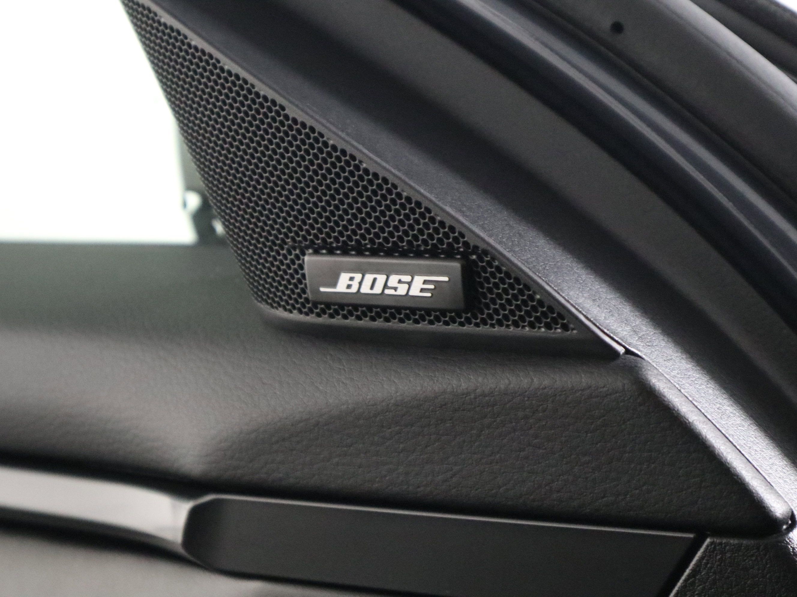 Certified 2025 MAZDA CX-50 2.5 Hybrid w/ Premium Plus Pkg image 36