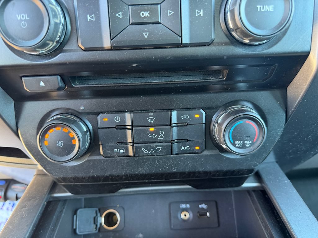 Used 2015 Ford F150 XLT w/ Equipment Group 301A Mid RWD image 20