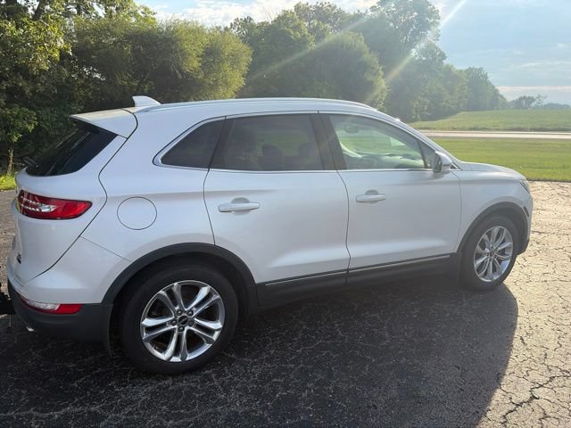 Used 2016 Lincoln MKC Select w/ Select Plus Package FWD image 12