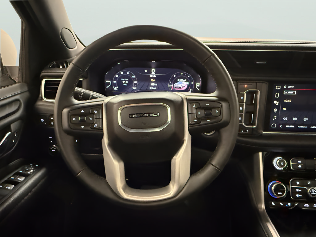 Used 2023 GMC Yukon Denali AWD/4WD image 16