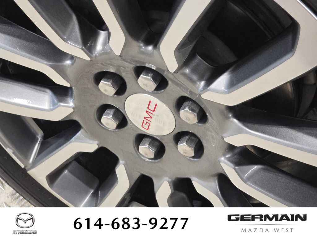 Used 2021 GMC Acadia Denali w/ Denali Technology Package AWD/4WD image 15