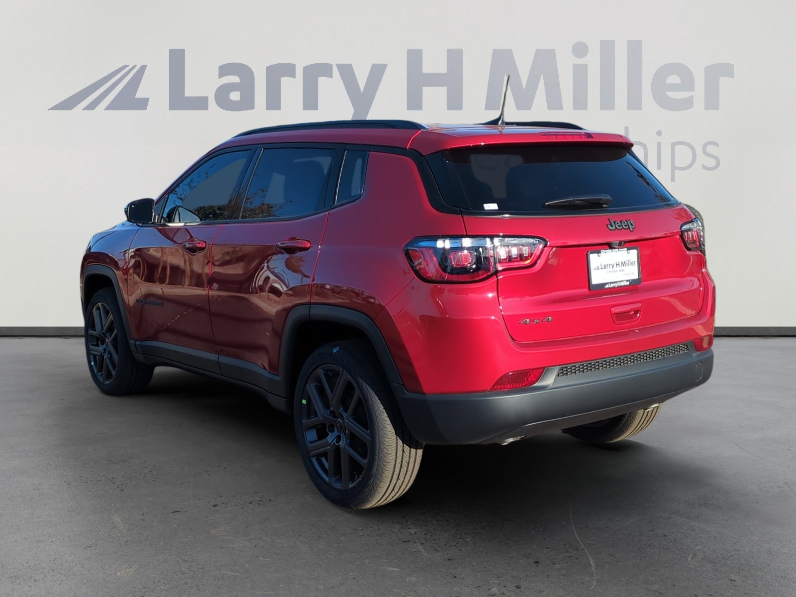 New 2026 Jeep Compass Latitude image 3