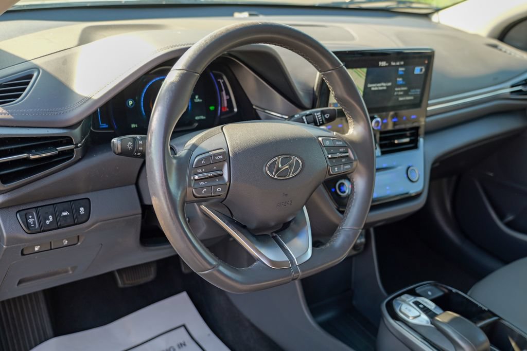 Used 2020 Hyundai Ioniq Limited FWD image 21