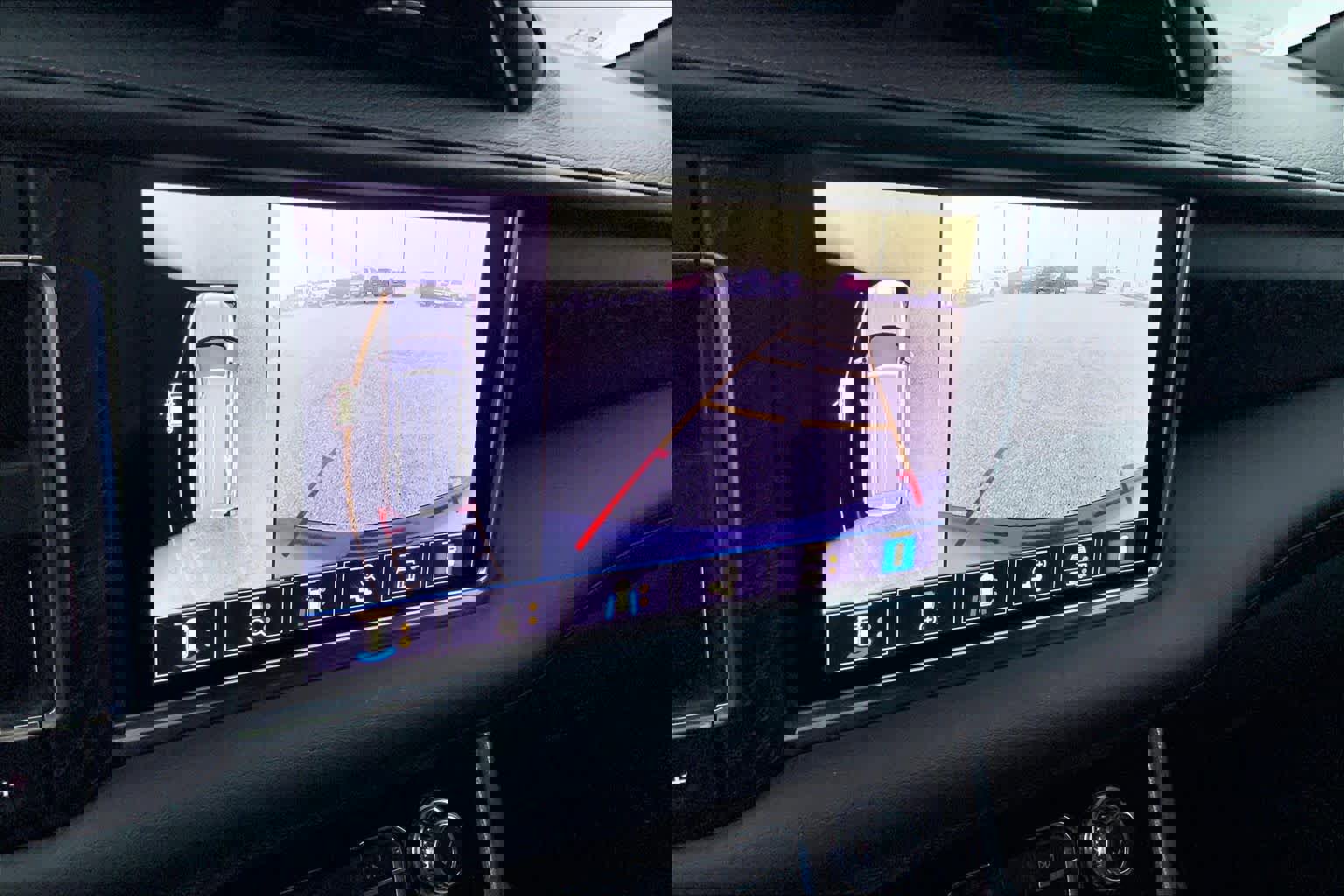 Used 2021 GMC Yukon XL Denali image 29