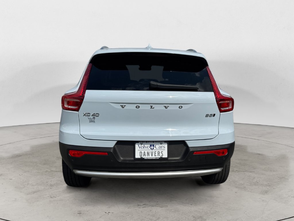 Certified 2024 Volvo XC40 B5 Plus w/ Protection Package Premier AWD/4WD image 5