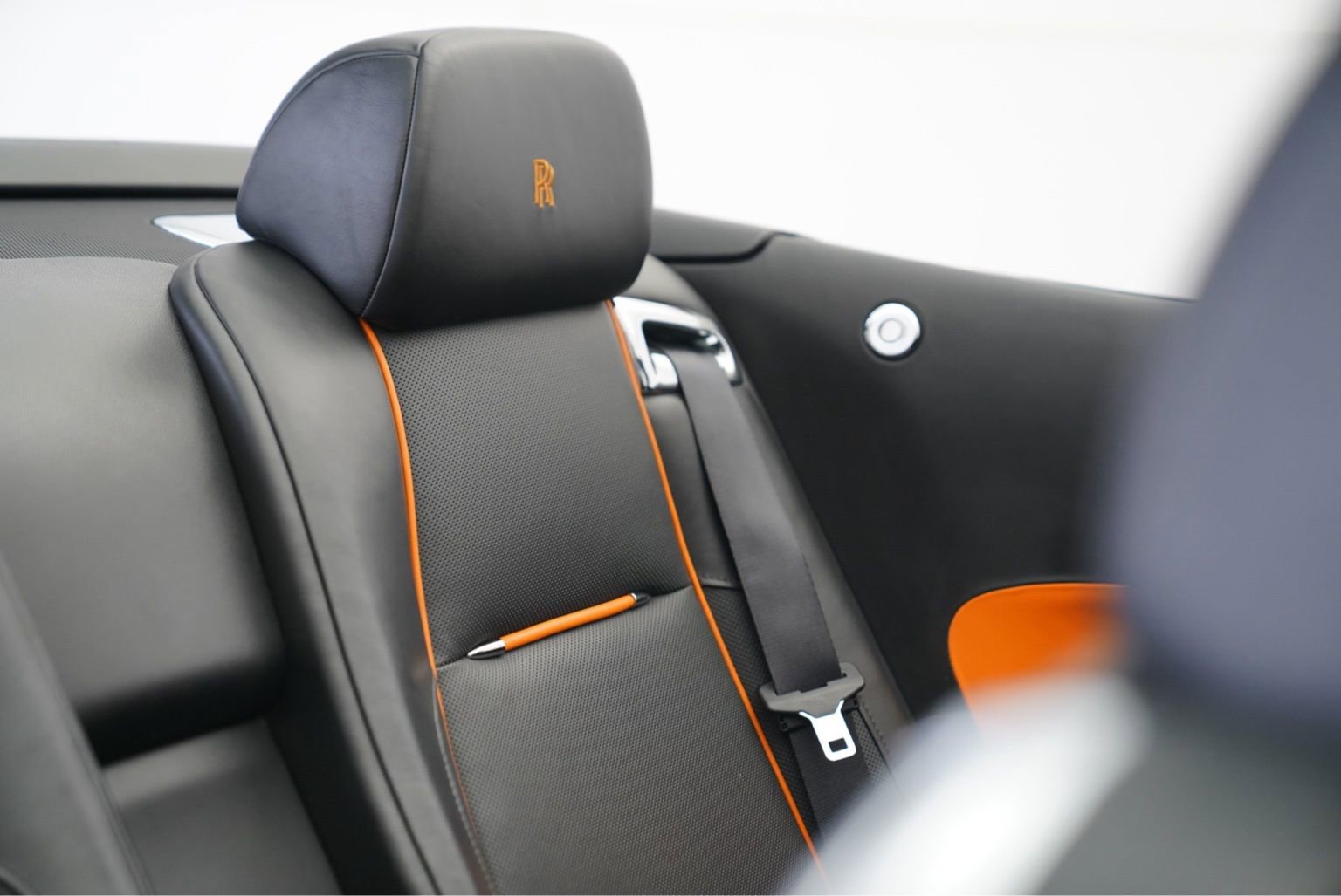 Used 2020 Rolls-Royce Dawn image 87