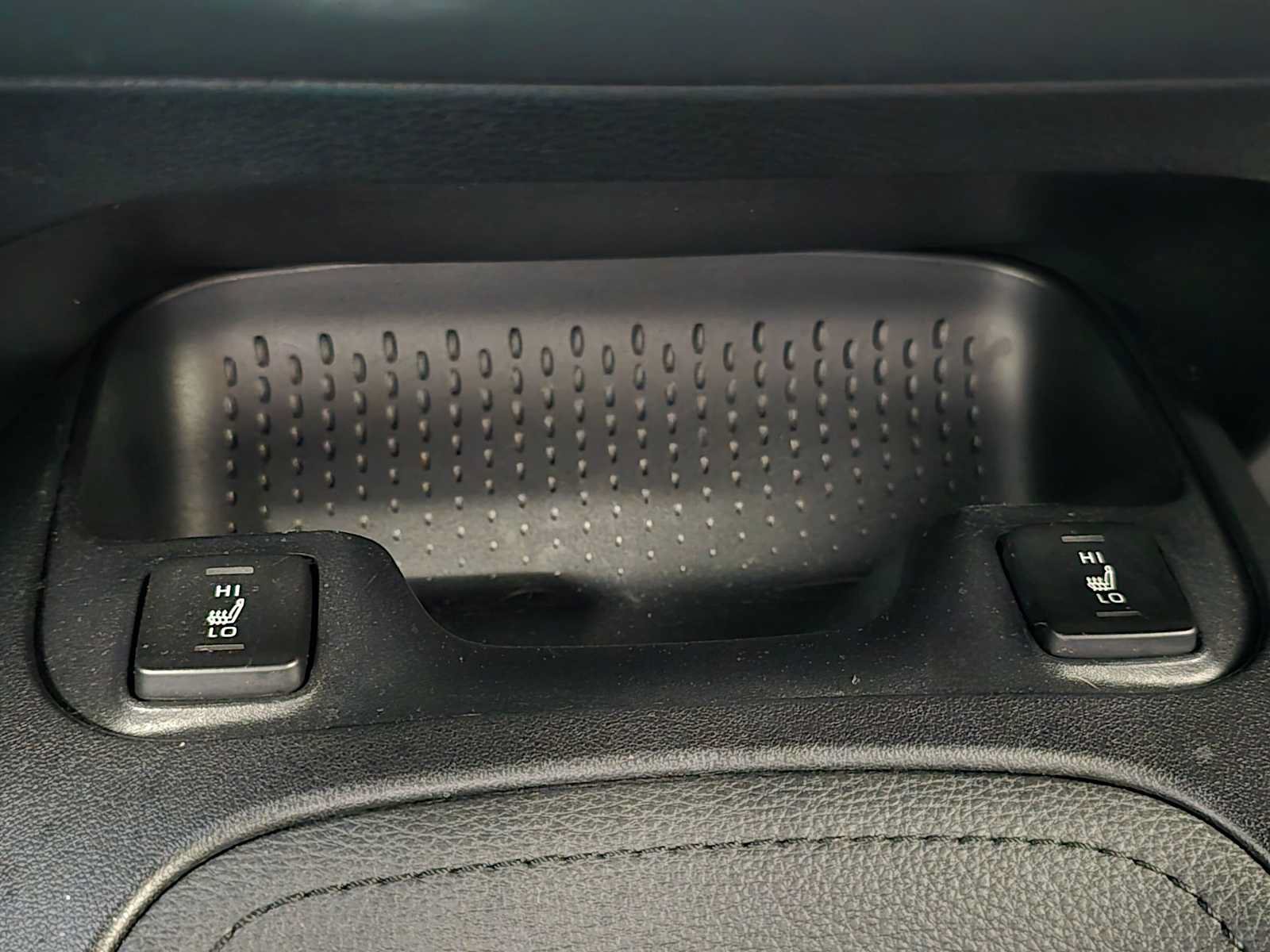 Used 2020 Toyota Corolla XSE FWD image 14